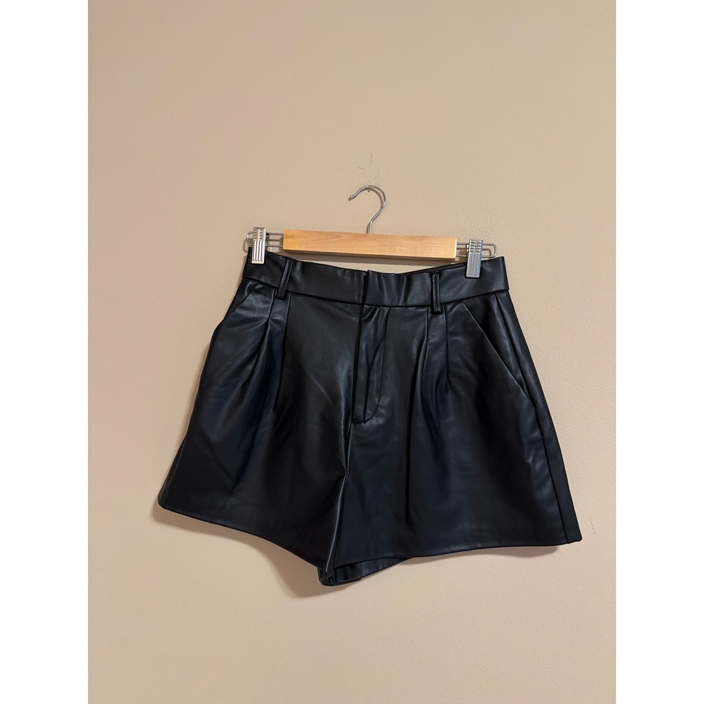 Zara Womens Black Faux Leather High Waisted Pleated Shorts Size Medium